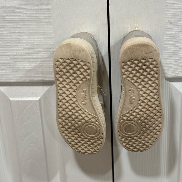 GOLA GRANDSLAM PEARL Gray Suede W/Gold  Side Stripes size 6 - Picture 7 of 7